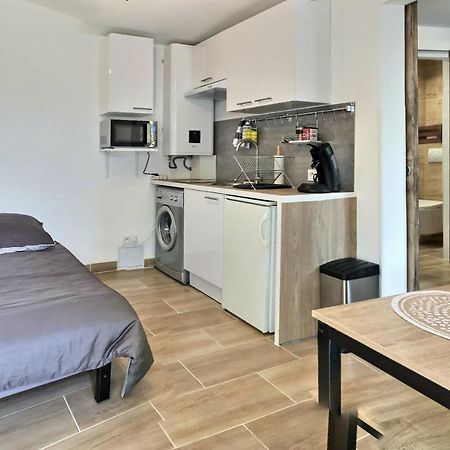 Bleu Lavande - Coquet Appartement Ambiance Village Istres Εξωτερικό φωτογραφία